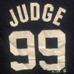 Aaron Judge Yankee T-shirt